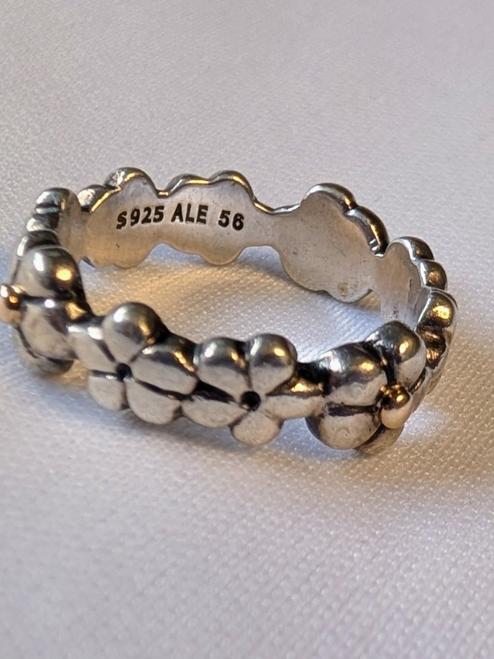 Pandora Large Flowers Ring with 14K Gold Tips Sterling Silver, Size 8